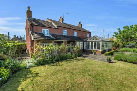 4 bedroom detached house for sale, The Green, Thurlby, PE10