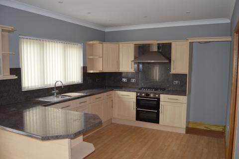 4 bedroom detached house to rent - Llys Y Brenin, Whitland SA34