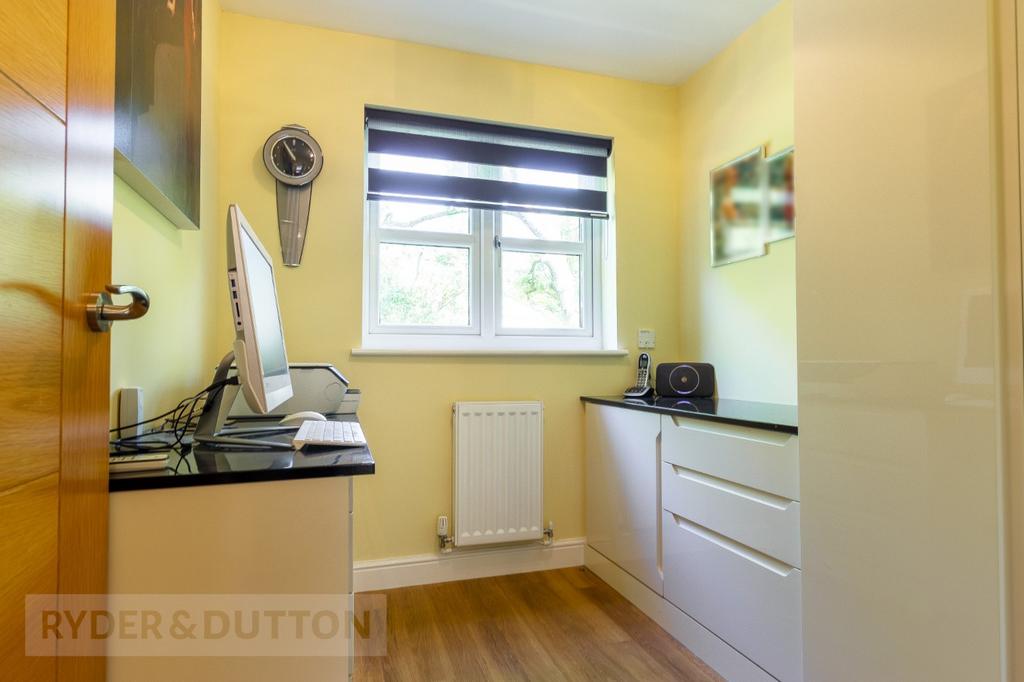 Bedroom 3 / Study