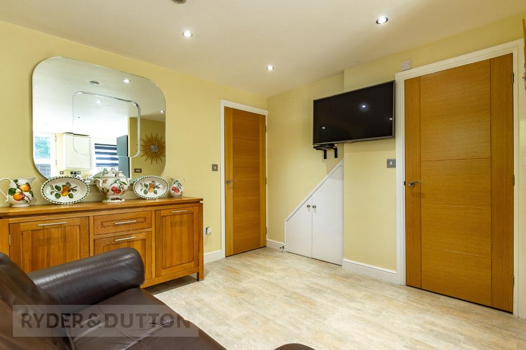 Day/Dining Room