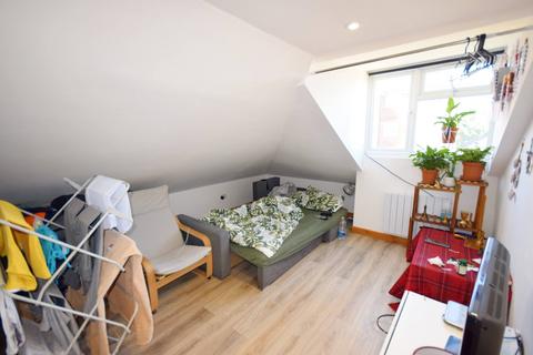 1 bedroom flat to rent, Clifton road , southampton  SO15