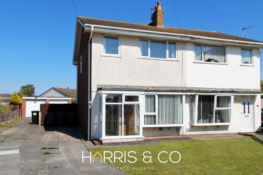 Greendale Close, Fleetwood, FY7 3 bed semidetached house £750 pcm (£
