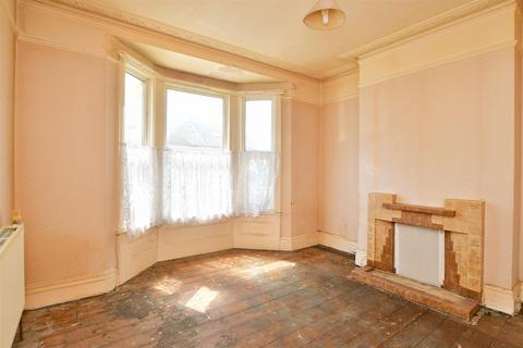 3 bedroom terraced house for sale - Grantham Road, Brighton, East Sussex