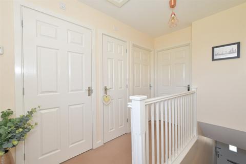 19 Bostock Road, Chichester, PO19 6UL