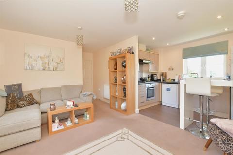 19 Bostock Road, Chichester, PO19 6UL