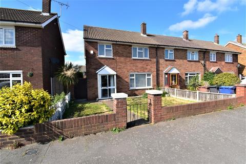 3 bedroom end of terrace house for sale, St Michaels Road, Chadwell St.Mary