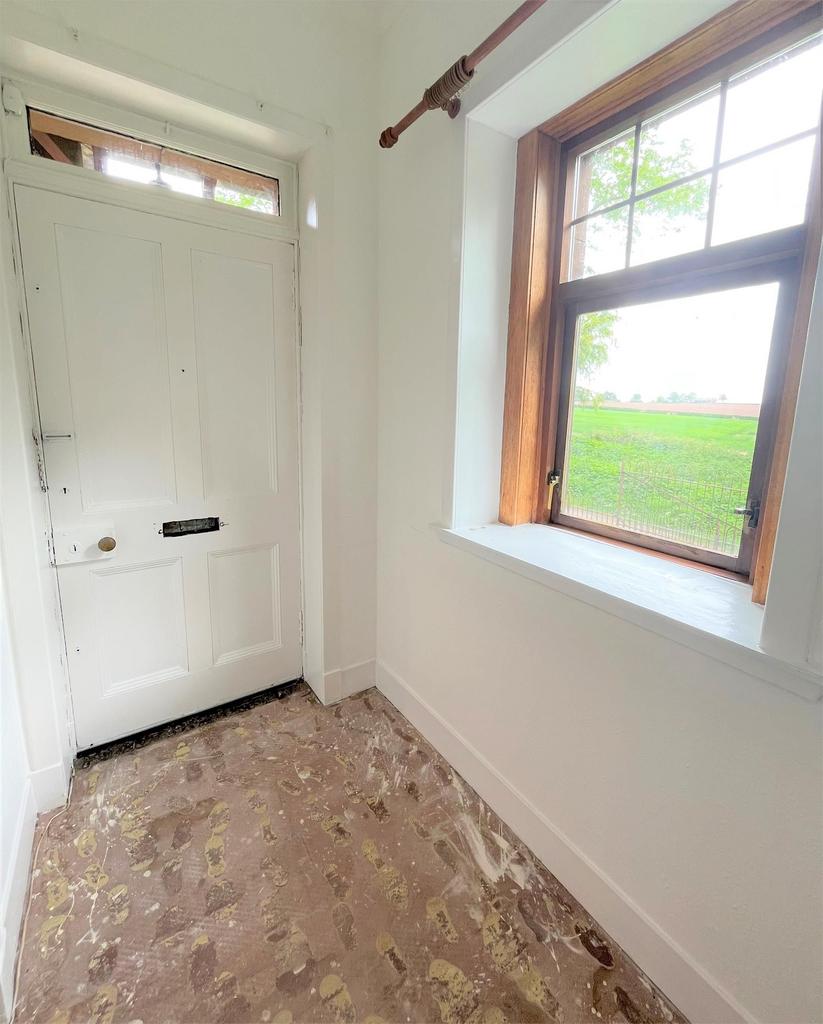 Rosebank Lodge, Bankend Road, DUMFRIES, DG1 4TN 3 bed detached bungalow