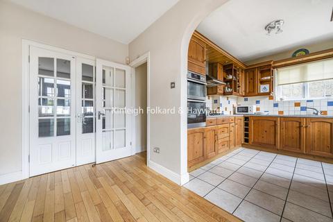 4 bedroom semi-detached house for sale, Knoll Drive, Southgate