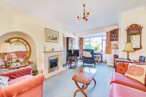 49 Ashurst Drive, Shepperton, TW17 0JH