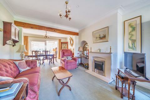 49 Ashurst Drive, Shepperton, TW17 0JH