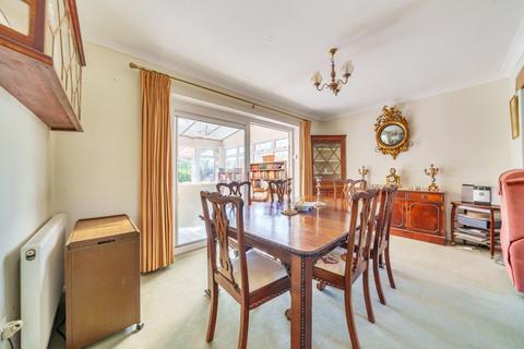 49 Ashurst Drive, Shepperton, TW17 0JH