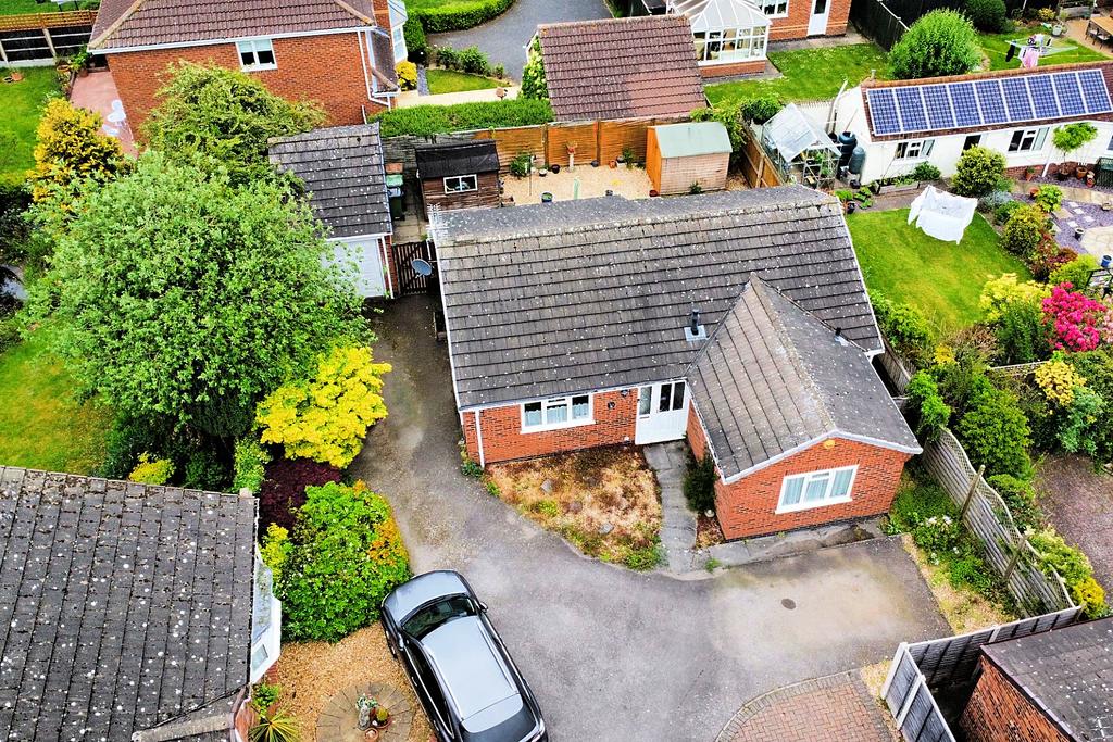 Dovecote Close, Sapcote, LE9 3 bed detached bungalow for sale - £299,950