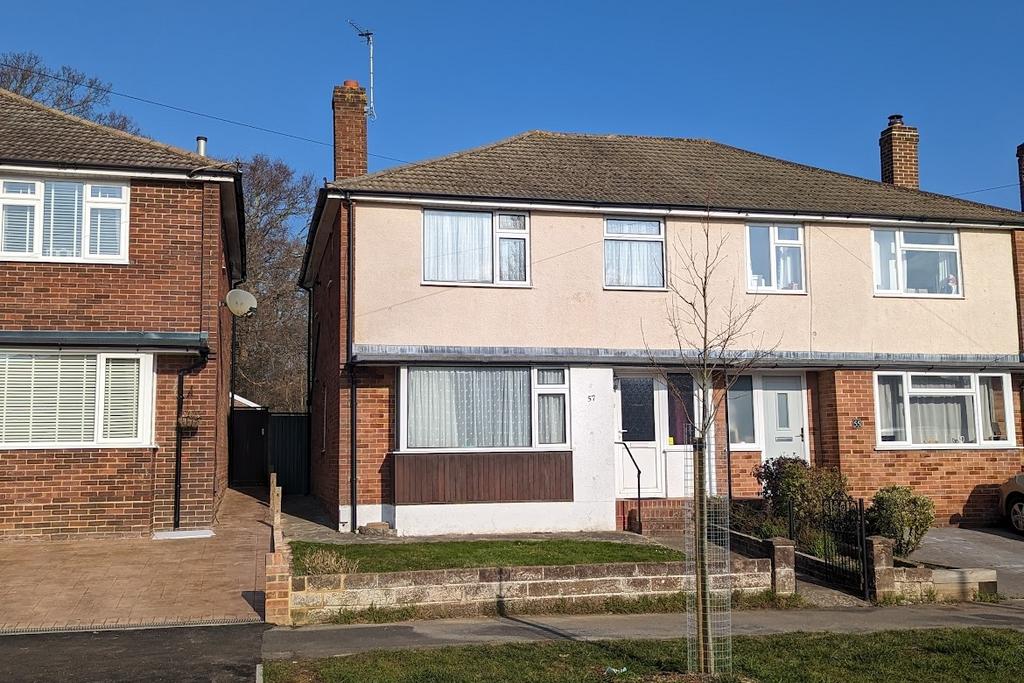 BLACKBROOK ROAD, FAREHAM 3 bed semidetached house for sale £318,000