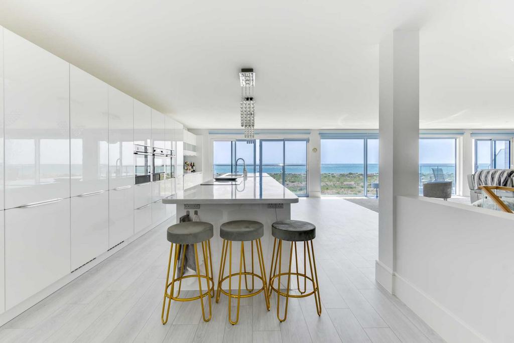 The Gables at Seaside Place (Shoreham Beach) 5 bed detached house to