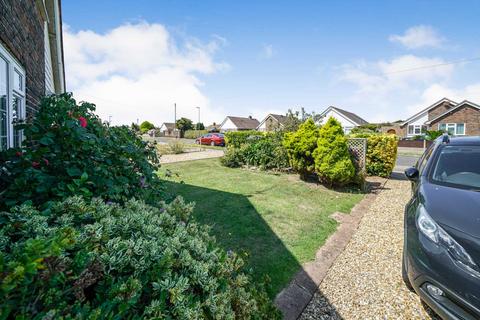 4 bedroom detached bungalow for sale, Tithe Barn Road, Selsey