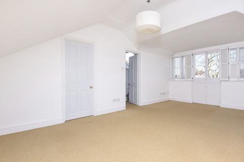 4 bedroom house to rent - Englewood Road Clapham South SW12