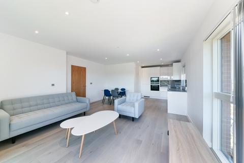 2 bedroom apartment to rent - Quarrion House, Colindale Gardens, London NW9