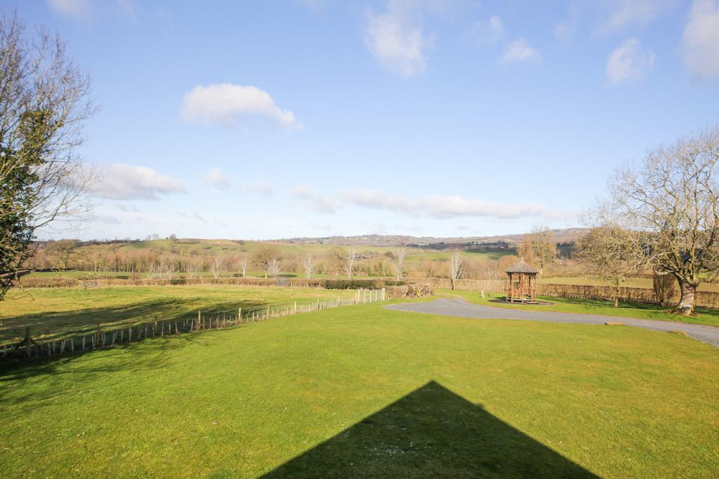 The Cottage   Balcony View