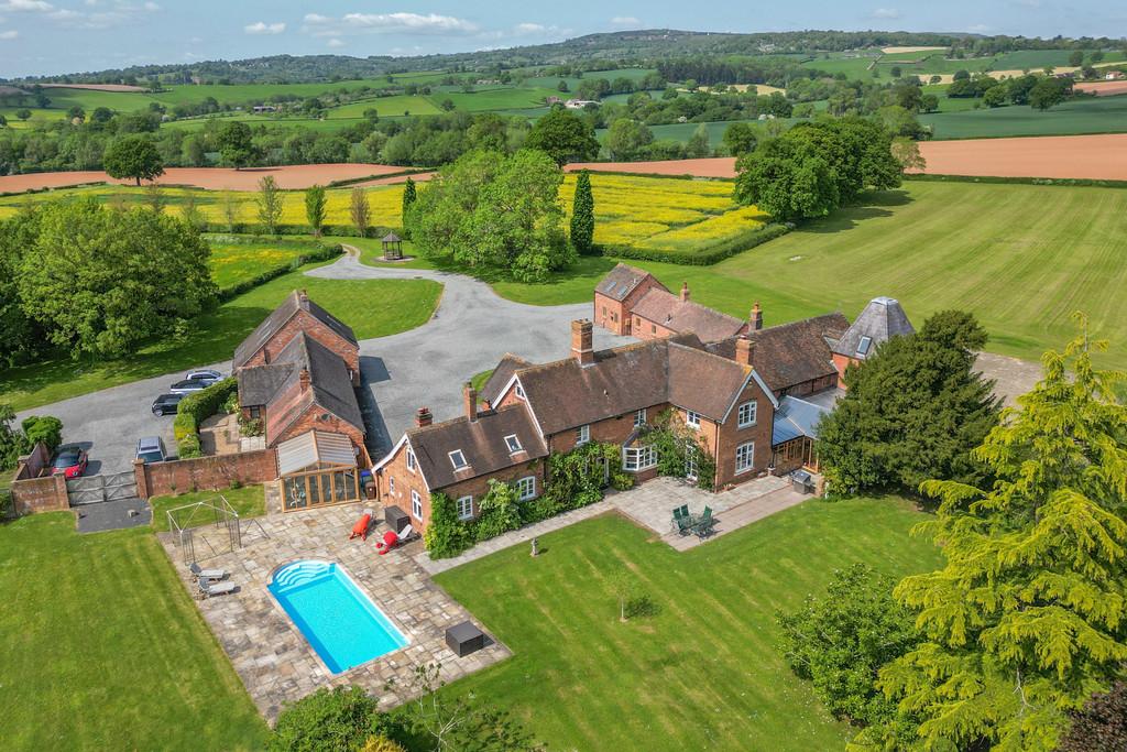 Upper Harthall Farm   Aerial View 3