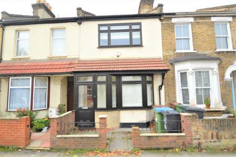 3 bedroom terraced house to rent - Matcham Road, Leytonstone, E11