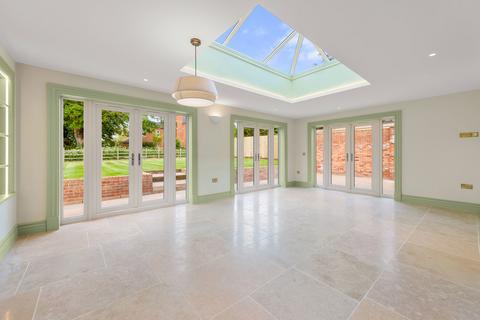 4 bedroom detached house for sale, Covenham St. Mary, LN11 0PG