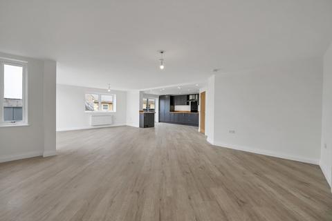 2 bedroom apartment for sale - Risbygate Street, Bury St. Edmunds