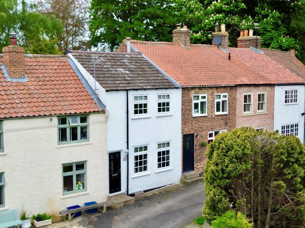 North End, Hutton Rudby, North Yorkshire 2 bed detached house £245,000