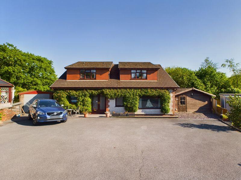 Maes y Dderwen, Monument Hill, Carmarthen 4 bed detached house for sale