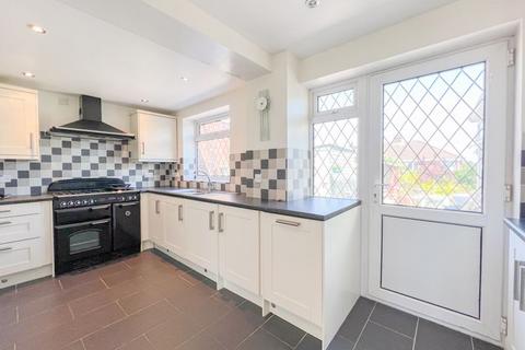 3 bedroom semi-detached house for sale, Aldridge Road, Streetly, Sutton Coldfield, B74 3TS