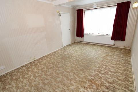 72 Alington Grove, Wallington, SM6 9NG