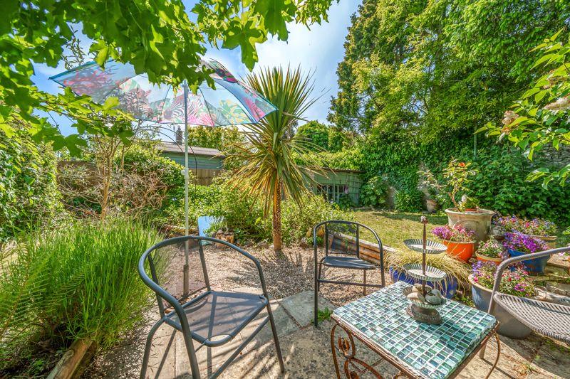 Maiden Newton, Dorchester, DT2 2 bed cottage for sale £235,000