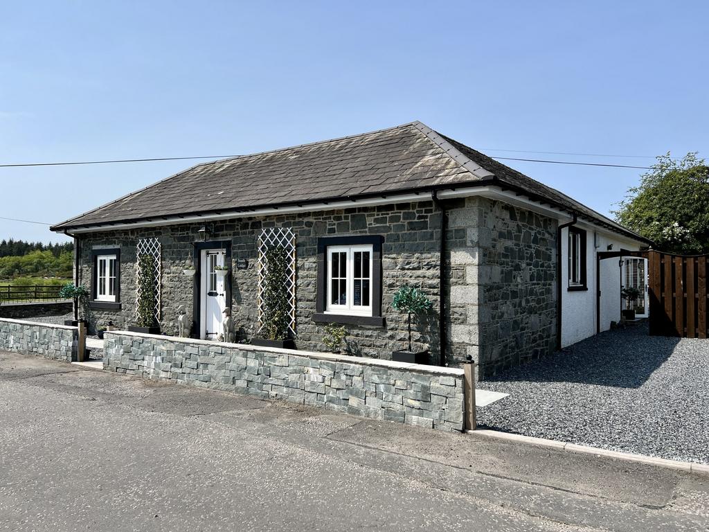 South Lodge, Penninghame, Newton Stewart 3 bed detached house £280,000