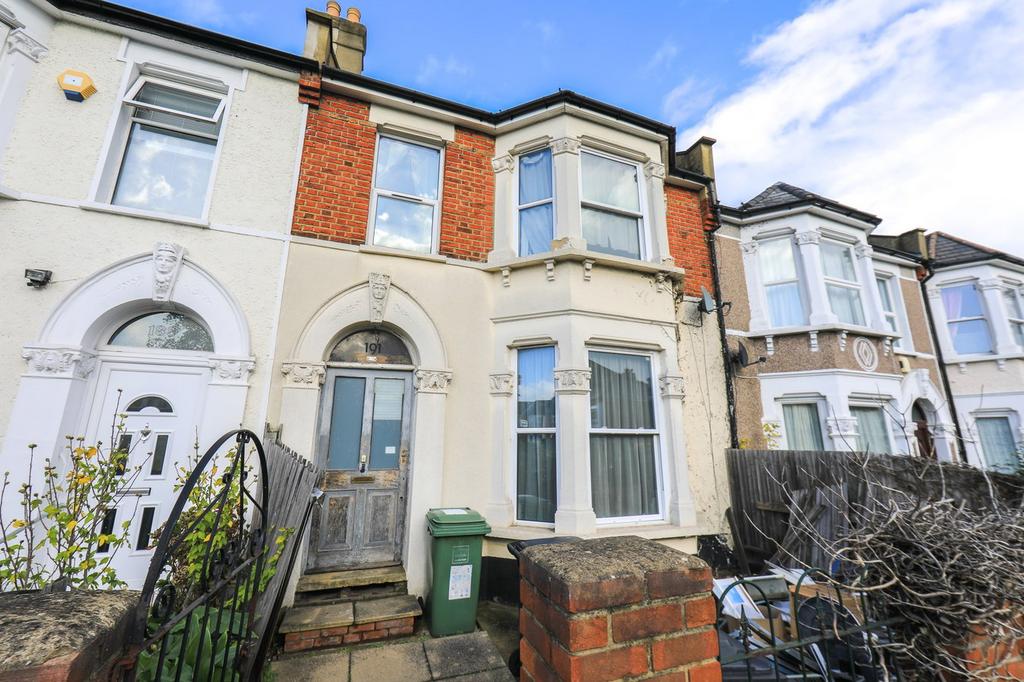 Sandhurst Road, Catford, London, SE6 3 bed terraced house for sale £