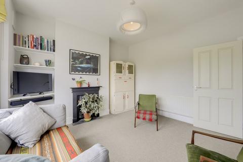 144b Manor Lane, London, SE12 8LP