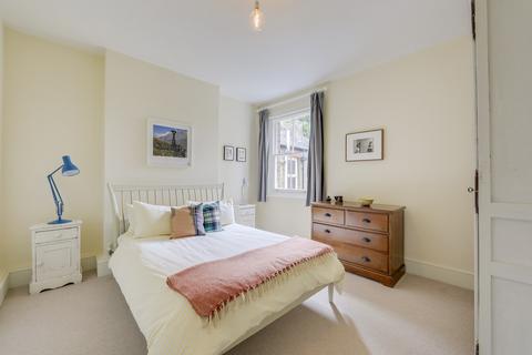 144b Manor Lane, London, SE12 8LP