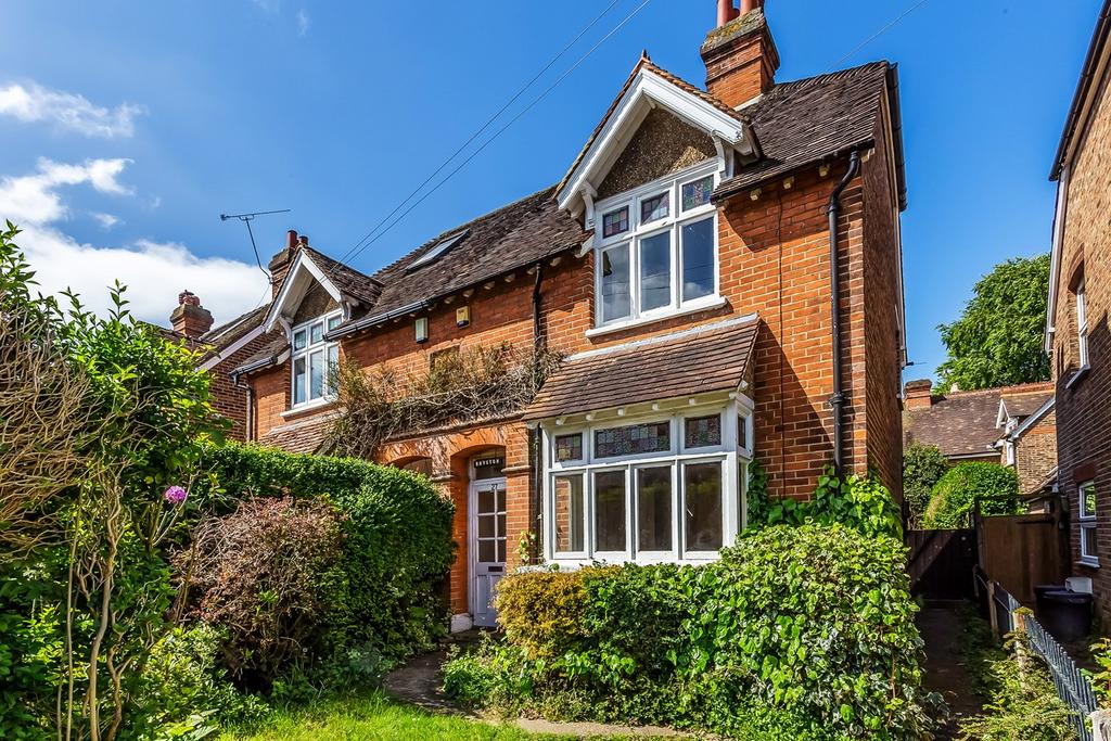 St Johns Road, Sevenoaks, TN13 3 bed semidetached house £575,000