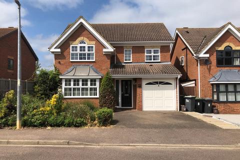 4 bedroom detached house to rent - Elgar Drive, Shefford, SG17