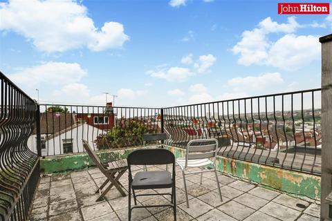 6 bedroom terraced house for sale - Whippingham Road, Brighton