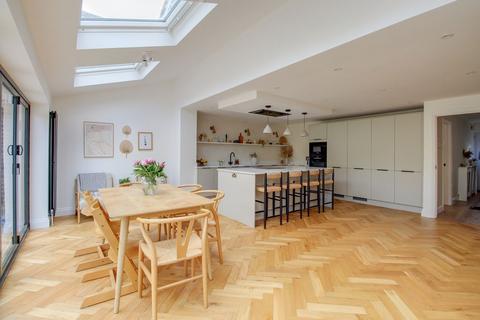 4 bedroom detached house to rent - Harrow Road, Leighton Buzzard LU7 4UG