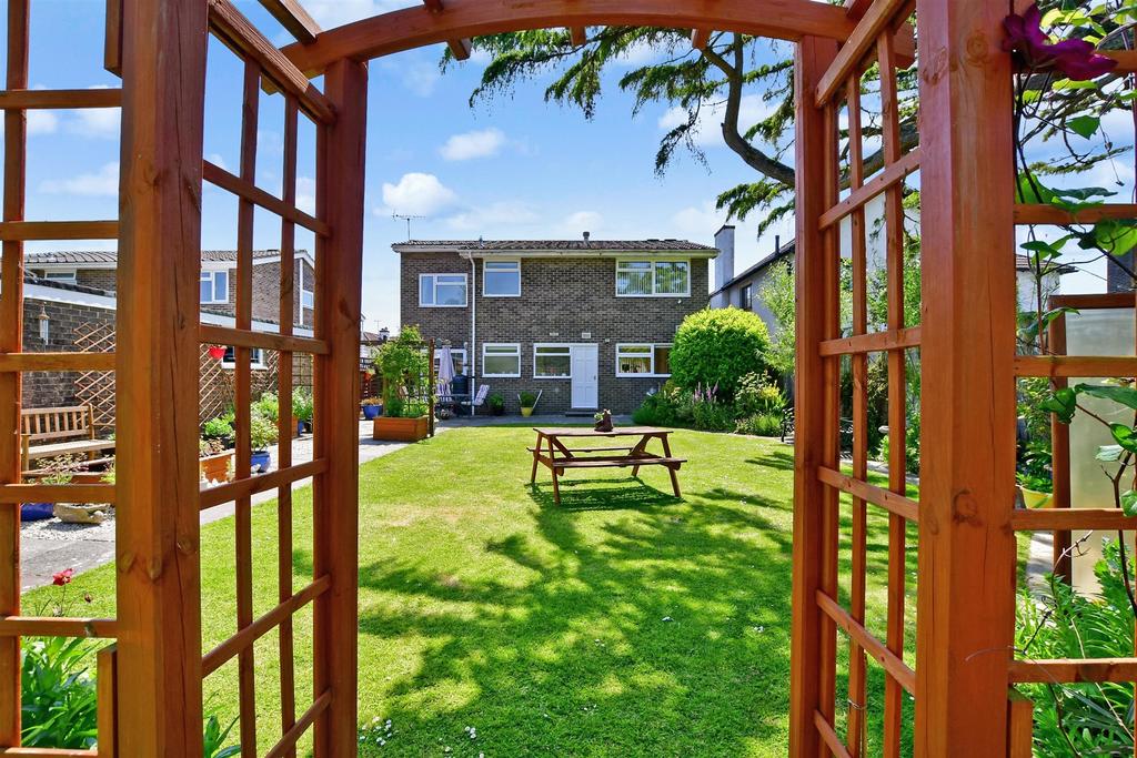External Lifestyle Photograph