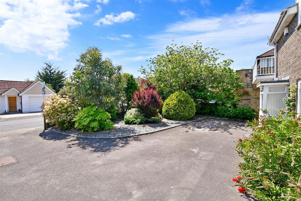 Driveway/Parking