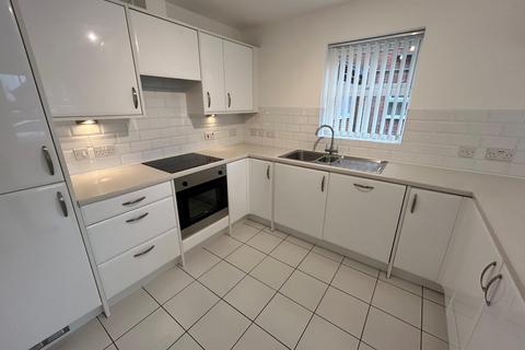4 bedroom detached house to rent, Manor School View, Overseal, Swadlincote, DE12