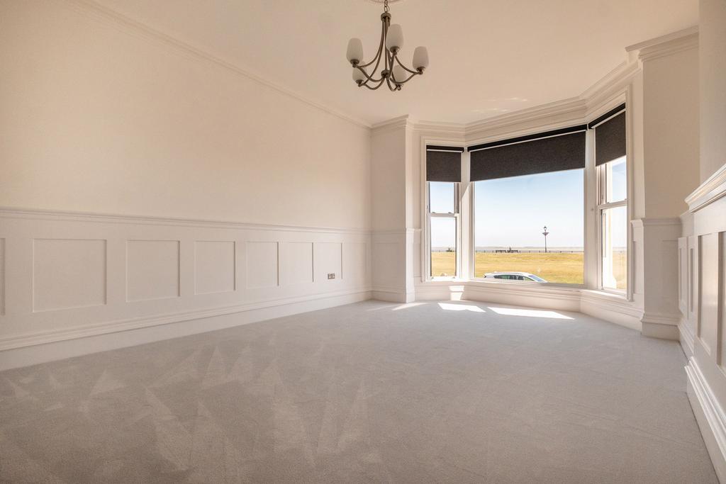 West Beach, Lytham St. Annes, FY8 2 bed apartment for sale £699,000