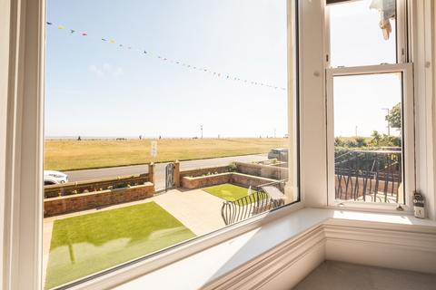 2 bedroom apartment for sale, West Beach, Lytham St. Annes, FY8