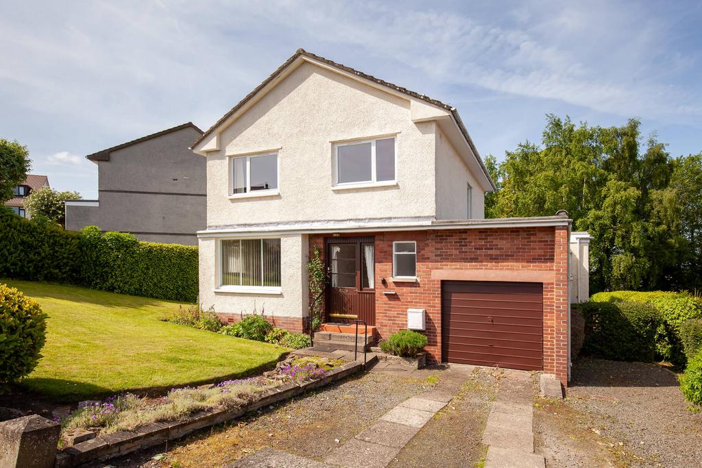 19 Caiystane Hill, Fairmilehead, Edinburgh, EH10 6TE 3 bed detached