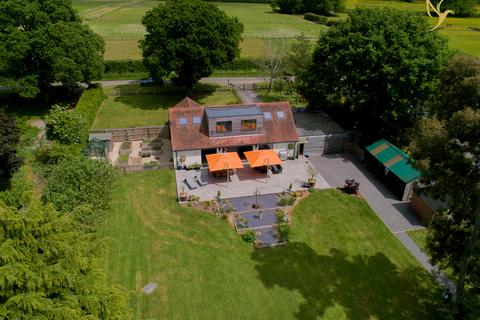 The Oaklands Bouts Lane, Holberrow Green, Redditch, B96 6JX