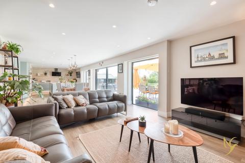 The Oaklands Bouts Lane, Holberrow Green, Redditch, B96 6JX