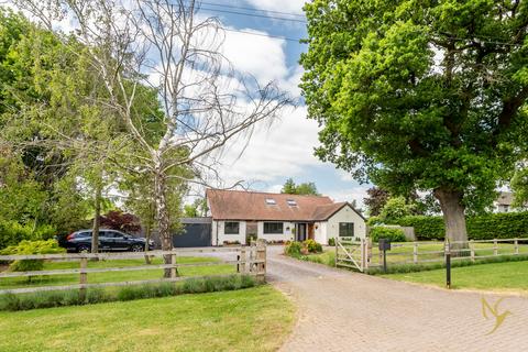 The Oaklands Bouts Lane, Holberrow Green, Redditch, B96 6JX