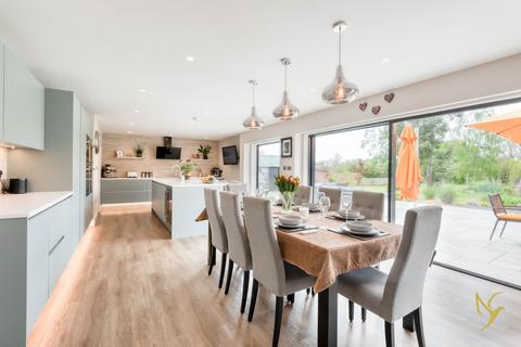 The Oaklands Bouts Lane, Holberrow Green, Redditch, B96 6JX