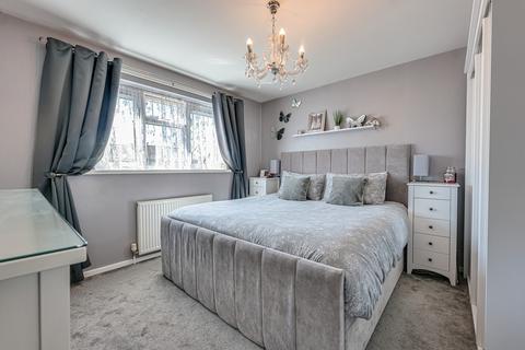 5 Carmania Close, Shoeburyness, Southend-on-sea, SS3 9YZ